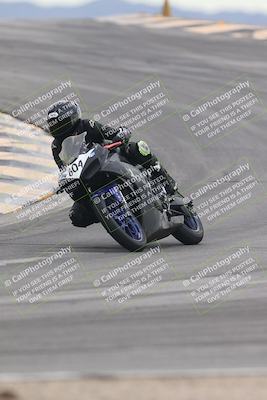 media/Sep-21-2025-Race Pace (Sun) [[98bf33ef95]]/Non Verified/1-Turns 9 and 10 (8am)/